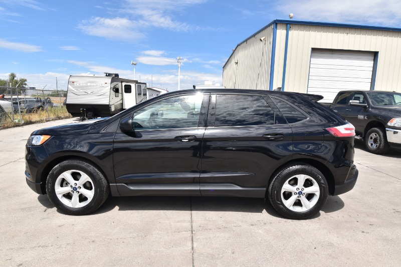2020 Ford Edge SE