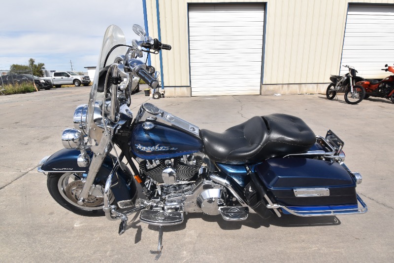 2004 Harley-Davidson Road King Base