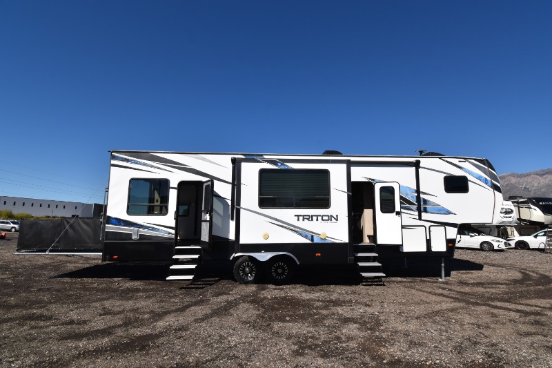 2018 Dutchman TRITON M-3551- 39' 